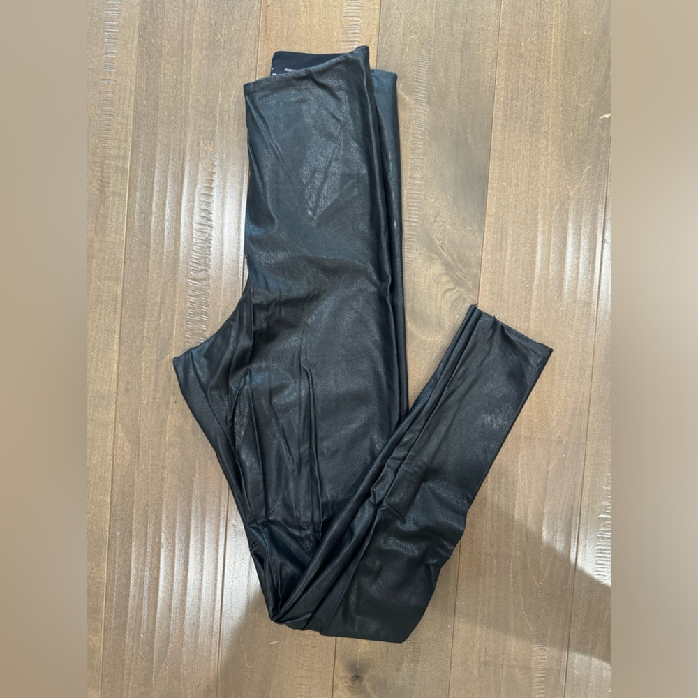 Commando Black Shiny Faux Leather Leggings